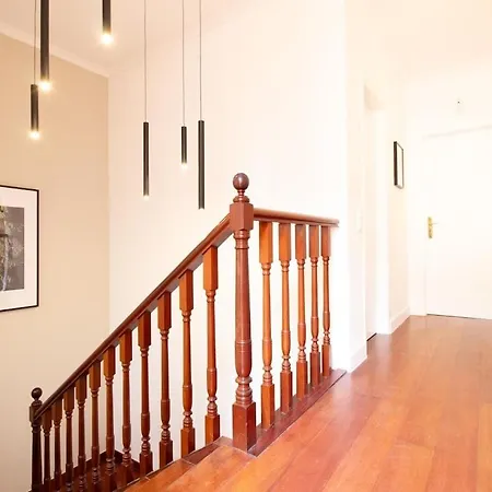 Madalenas Terrace House Villa